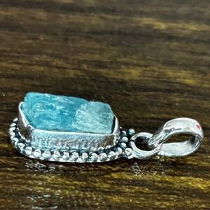 Raw Aquamarine & 925 Sterling Silver Pendant